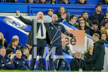 2023-03-20 - Sean Dyche Manager of Everton during the English championship Premier League football match between Chelsea and Everton on 18 March 2023 at Stamford Bridge in London, England - FOOTBALL - ENGLISH CHAMP - CHELSEA V EVERTON - ENGLISH PREMIER LEAGUE - SOCCER