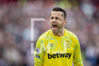 2023-04-16 - West Ham United goalkeeper Lukasz Fabianski during the English championship Premier League football match between West Ham United and Arsenal on 16 April 2023 at the London Stadium in London, England - FOOTBALL - ENGLISH CHAMP - WEST HAM V ARSENAL - ENGLISH PREMIER LEAGUE - SOCCER