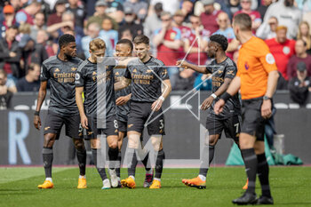 2023-04-16 - Arsenal midfielder Martin Odegaard (8) celebrates his goal 0-2 with teammates during the English championship Premier League football match between West Ham United and Arsenal on 16 April 2023 at the London Stadium in London, England - FOOTBALL - ENGLISH CHAMP - WEST HAM V ARSENAL - ENGLISH PREMIER LEAGUE - SOCCER