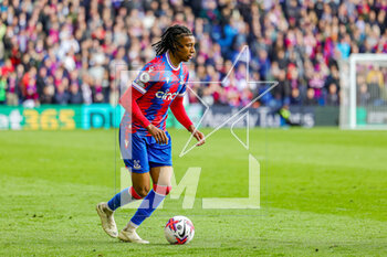 2023-04-24 - Michael Olise (7) of Crystal Palace during the English championship Premier League football match between Crystal Palace and Everton on 22 April 2023 at Selhurst Park in London, England - FOOTBALL - ENGLISH CHAMP - CRYSTAL PALACE V EVERTON - ENGLISH PREMIER LEAGUE - SOCCER