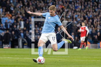 2023-04-26 - Manchester City midfielder Kevin De Bruyne during the English championship Premier League football match between Manchester City and Arsenal on 26 April 2023 at the Etihad Stadium in Manchester, England - FOOTBALL - ENGLISH CHAMP - MANCHESTER CITY V ARSENAL - ENGLISH PREMIER LEAGUE - SOCCER