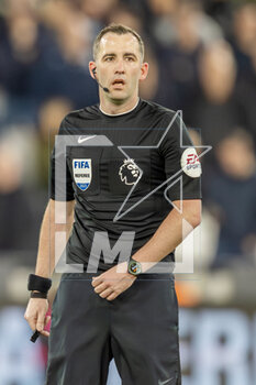 2023-04-26 - Christopher Kavanagh (Referee) during the English championship Premier League football match between West Ham United and Liverpool on 26 April 2023 at the London Stadium in London, England - FOOTBALL - ENGLISH CHAMP - WEST HAM V LIVERPOOL - ENGLISH PREMIER LEAGUE - SOCCER