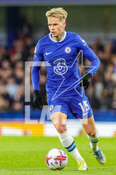2023-04-27 - Mykhaylo Mudryk (15) of Chelsea during the English championship Premier League football match between Chelsea and Brentford on 26 April 2023 at Stamford Bridge in London, England - FOOTBALL - ENGLISH CHAMP - CHELSEA V BRENTFORD - ENGLISH PREMIER LEAGUE - SOCCER
