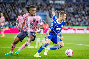 2023-05-01 - Leicester City midfielder James Maddison and Everton midfielder Alex Iwobi during the English championship Premier League football match between Leicester City and Everton on 1 May 2023 at the King Power Stadium in Leicester, England - FOOTBALL - ENGLISH CHAMP - LEICESTER V EVERTON - ENGLISH PREMIER LEAGUE - SOCCER