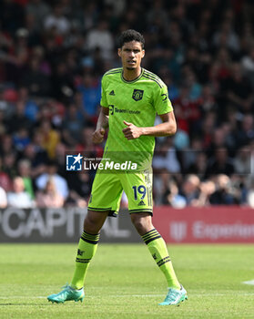 2023-05-20 - Raphael Varane (19) of Manchester United during the English championship Premier League football match between Bournemouth and Manchester United on 20 May 2023 at the Vitality Stadium in Bournemouth, England - FOOTBALL - ENGLISH CHAMP - BOURNEMOUTH V MANCHESTER UNITED - ENGLISH PREMIER LEAGUE - SOCCER