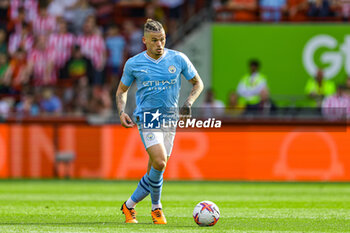 2023-05-29 - Kalvin Phillips (4) of Manchester City during the English championship Premier League football match between Brentford and Manchester City on 28 May 2023 at Gtech Community Stadium in Brentford, England - FOOTBALL - ENGLISH CHAMP - BRENTFORD V MANCHESTER CITY - ENGLISH PREMIER LEAGUE - SOCCER