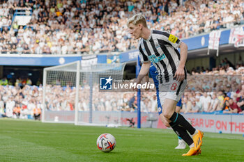 2023-05-28 - Newcastle United midfielder Anthony Gordon during the English championship Premier League football match between Chelsea and Newcastle United on 28 May 2023 at Stamford Bridge in London, England - FOOTBALL - ENGLISH CHAMP - CHELSEA V NEWCASTLE - ENGLISH PREMIER LEAGUE - SOCCER