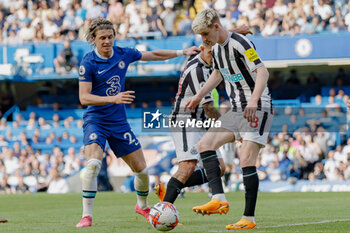 2023-05-28 - Chelsea midfielder Conor Gallagher (23) and Newcastle United midfielder Anthony Gordon (8) during the English championship Premier League football match between Chelsea and Newcastle United on 28 May 2023 at Stamford Bridge in London, England - FOOTBALL - ENGLISH CHAMP - CHELSEA V NEWCASTLE - ENGLISH PREMIER LEAGUE - SOCCER