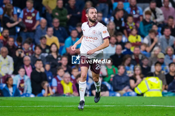 2023-08-11 - Manchester City midfielder Bernardo Silva during the English championship Premier League football match between Burnley and Manchester City on 11 August 2023 at Turf Moor in Burnley, England - FOOTBALL - ENGLISH CHAMP - BURNLEY V MANCHESTER CITY - ENGLISH PREMIER LEAGUE - SOCCER