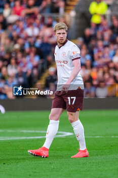 2023-08-11 - Manchester City midfielder Kevin De Bruyne during the English championship Premier League football match between Burnley and Manchester City on 11 August 2023 at Turf Moor in Burnley, England - FOOTBALL - ENGLISH CHAMP - BURNLEY V MANCHESTER CITY - ENGLISH PREMIER LEAGUE - SOCCER