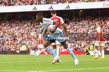 2023-08-12 - Nottingham Forest forward Taiwo Awoniyi (9) scores a goal 2-1 during the English championship Premier League football match between Arsenal and Nottingham Forest on 12 August 2023 at the Emirates Stadium in London, England - FOOTBALL - ENGLISH CHAMP - ARSENAL V NOTTINGHAM - ENGLISH PREMIER LEAGUE - SOCCER