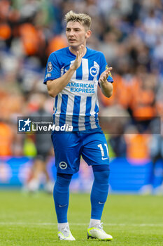 2023-08-12 - Brighton & Hove Albion midfielder Billy Gilmour (11) following the English championship Premier League football match between Brighton and Hove Albion and Luton Town on 12 August 2023 at the American Express Community Stadium in Brighton and Hove, England - FOOTBALL - ENGLISH CHAMP - BRIGHTON V LUTON TOWN - ENGLISH PREMIER LEAGUE - SOCCER