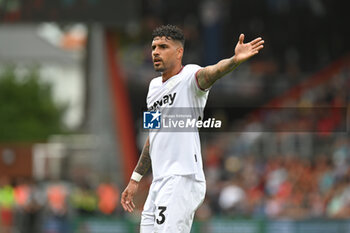 2023-08-12 - Emerson Palmieri (33) of West Ham during the English championship Premier League football match between Bournemouth and West Ham United on 12 August 2023 at the Vitality Stadium in Bournemouth, England - FOOTBALL - ENGLISH CHAMP - BOURNEMOUTH V WEST HAM - ENGLISH PREMIER LEAGUE - SOCCER
