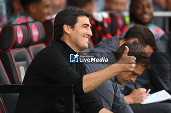 2023-08-12 - AFC Bournemouth manager Andoni Iraola during the English championship Premier League football match between Bournemouth and West Ham United on 12 August 2023 at the Vitality Stadium in Bournemouth, England - FOOTBALL - ENGLISH CHAMP - BOURNEMOUTH V WEST HAM - ENGLISH PREMIER LEAGUE - SOCCER