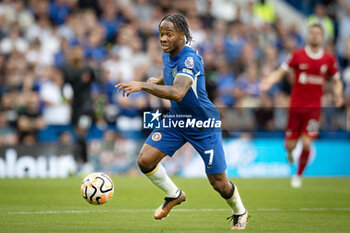 2023-08-13 - Chelsea midfielder Raheem Sterling (7) during the English championship Premier League football match between Chelsea and Liverpool on 13 August 2023 at Stamford Bridge in London, England - FOOTBALL - ENGLISH CHAMP - CHELSEA V LIVERPOOL - ENGLISH PREMIER LEAGUE - SOCCER