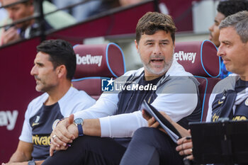 2023-08-20 - Chelsea manager Mauricio Pochettino during the English championship Premier League football match between West Ham United and Chelsea on 20 August 2023 at the London Stadium in London, England - FOOTBALL - ENGLISH CHAMP - WEST HAM V CHELSEA - ENGLISH PREMIER LEAGUE - SOCCER