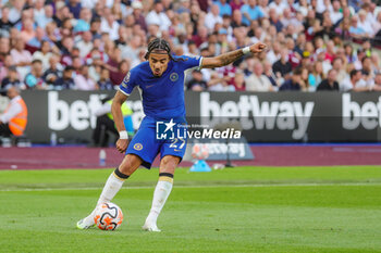 2023-08-20 - Chelsea defender Malo Gusto during the English championship Premier League football match between West Ham United and Chelsea on 20 August 2023 at the London Stadium in London, England - FOOTBALL - ENGLISH CHAMP - WEST HAM V CHELSEA - ENGLISH PREMIER LEAGUE - SOCCER