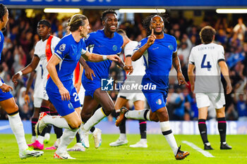 2023-08-25 - Chelsea forward Raheem Sterling (7) scores 1-0 and celebrates during the English championship Premier League football match between Chelsea and Luton Town on 25 August 2023 at Stamford Bridge in London, England - FOOTBALL - ENGLISH CHAMP - CHELSEA V LUTON TOWN - ENGLISH PREMIER LEAGUE - SOCCER