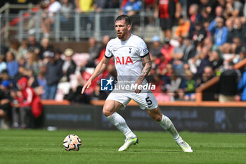 2023-08-26 - Pierre-Emile Hojbjerg (5) of Tottenham Hotspur during the English championship Premier League football match between Bournemouth and Tottenham Hotspur on 26 August 2023 at the Vitality Stadium in Bournemouth, England - FOOTBALL - ENGLISH CHAMP - BOURNEMOUTH V TOTTENHAM - ENGLISH PREMIER LEAGUE - SOCCER
