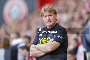 2023-08-27 - Stuart McCall assistant manager of Sheffield United during the English championship Premier League football match between Sheffield United and Manchester City on 27 August 2023 at Bramall Lane in Sheffield, England - FOOTBALL - ENGLISH CHAMP - SHEFFIELD V MANCHESTER CITY - ENGLISH PREMIER LEAGUE - SOCCER