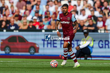 2023-09-16 - Emerson Palmieri (33) of West Ham during the Premier League match between West Ham United and Manchester City at the London Stadium, London, England on 16 September 2023. Photo Nigel Keene/ProSportsImages / DPPI - FOOTBALL - ENGLISH CHAMP - WEST HAM V MANCHESTER CITY - ENGLISH PREMIER LEAGUE - SOCCER