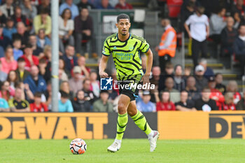 2023-09-30 - William Saliba (2) of Arsenal during the English championship Premier League football match between Bournemouth and Arsenal on 30 September 2023 at the Vitality Stadium in Bournemouth, England - FOOTBALL - ENGLISH CHAMP - BOURNEMOUTH V ARSENAL - ENGLISH PREMIER LEAGUE - SOCCER