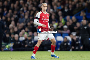 2023-10-21 - Arsenal midfielder Leandro Trossard during the English championship Premier League football match between Chelsea and Arsenal on 21 October 2023 at Stamford Bridge in London, England - FOOTBALL - ENGLISH CHAMP - CHELSEA V ARSENAL - ENGLISH PREMIER LEAGUE - SOCCER