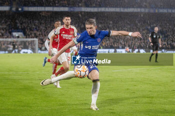 2023-10-21 - Chelsea midfielder Conor Gallagher during the English championship Premier League football match between Chelsea and Arsenal on 21 October 2023 at Stamford Bridge in London, England - FOOTBALL - ENGLISH CHAMP - CHELSEA V ARSENAL - ENGLISH PREMIER LEAGUE - SOCCER