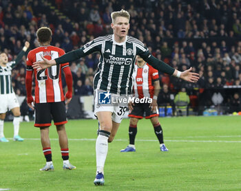 2023-10-21 - Manchester United Midfielder Scott McTominay (39) celebrates his goal 0-1 during the English championship Premier League football match between Sheffield United and Manchester United on 21 October 2023 at Bramall Lane in Sheffield, England - FOOTBALL - ENGLISH CHAMP - SHEFFIELD V MANCHESTER UNITED - ENGLISH PREMIER LEAGUE - SOCCER