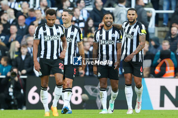 2023-10-21 - Callum Wilson of Newcastle celebrates his goal with Jamaal Lascelles, Jacob Murphy and Fabian Schar 4-0 during the English championship Premier League football match between Newcastle United and Crystal Palace on 21 October 2023 at St. James's Park in Newcastle, England - FOOTBALL - ENGLISH CHAMP - NEWCASTLE V CRYSTAL PALACE - ENGLISH PREMIER LEAGUE - SOCCER