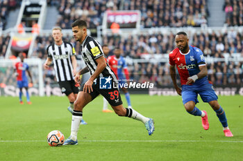 2023-10-21 - Bruno Guimaraes of Newcastle during the English championship Premier League football match between Newcastle United and Crystal Palace on 21 October 2023 at St. James's Park in Newcastle, England - FOOTBALL - ENGLISH CHAMP - NEWCASTLE V CRYSTAL PALACE - ENGLISH PREMIER LEAGUE - SOCCER