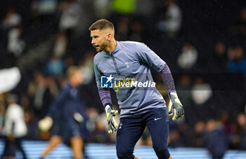 2023-10-23 - Guglielmo Vicario (13) of Tottenham warms up during the English championship Premier League football match between Tottenham Hotspur and Fulham on 23 October 2023 at Tottenham Hotspur Stadium in London, England - FOOTBALL - ENGLISH CHAMP - TOTTENHAM V FULHAM - ENGLISH PREMIER LEAGUE - SOCCER