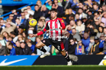 2023-10-29 - Aaron Hickey (2) of Brentford during the English championship Premier League football match between Chelsea and Brentford on 28 October 2023 at Stamford Bridge in London, England - FOOTBALL - ENGLISH CHAMP - CHELSEA V BRENTFORD - ENGLISH PREMIER LEAGUE - SOCCER