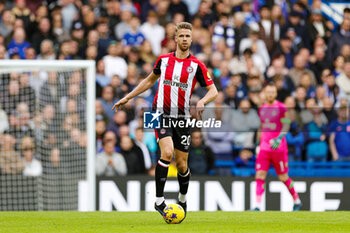2023-10-29 - Kristoffer Ajer (20) of Brentford during the English championship Premier League football match between Chelsea and Brentford on 28 October 2023 at Stamford Bridge in London, England - FOOTBALL - ENGLISH CHAMP - CHELSEA V BRENTFORD - ENGLISH PREMIER LEAGUE - SOCCER