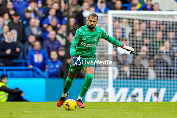 2023-10-29 - Robert Sanchez (1) of Chelsea during the English championship Premier League football match between Chelsea and Brentford on 28 October 2023 at Stamford Bridge in London, England - FOOTBALL - ENGLISH CHAMP - CHELSEA V BRENTFORD - ENGLISH PREMIER LEAGUE - SOCCER