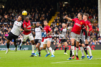2023-11-04 - Rodrigo Muniz (19) of Fulham and Aaron Wan-Bissaka (29) of Manchester United during the English championship Premier League football match between Fulham and Manchester United on 4 November 2023 at Craven Cottage in London, England - FOOTBALL - ENGLISH CHAMP - FULHAM V MANCHESTER UNITED - ENGLISH PREMIER LEAGUE - SOCCER
