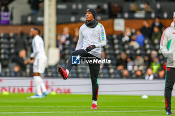 2023-11-04 - Anthony Martial (9) of Manchester United warms up during the English championship Premier League football match between Fulham and Manchester United on 4 November 2023 at Craven Cottage in London, England - FOOTBALL - ENGLISH CHAMP - FULHAM V MANCHESTER UNITED - ENGLISH PREMIER LEAGUE - SOCCER
