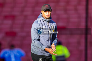 2023-11-11 - Vincent Kompany Manager of Burnley during the English championship Premier League football match between Arsenal and Burnley on 11 November 2023 at the Emirates Stadium in London, England - FOOTBALL - ENGLISH CHAMP - ARSENAL V BURNLEY - ENGLISH PREMIER LEAGUE - SOCCER