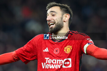 2023-11-11 - Bruno Fernandes of Manchester United during the English championship Premier League football match between Manchester United and Luton Town on 11 November 2023 at Old Trafford in Manchester, England - FOOTBALL - ENGLISH CHAMP - MANCHESTER UNITED V LUTON TOWN - ENGLISH PREMIER LEAGUE - SOCCER