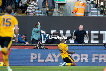 2023-11-11 - Wolverhampton Wanderers midfielder Mario Lemina (5) scores and celebrates 2-1 during the English championship Premier League football match between Wolverhampton Wanderers and Tottenham Hotspur on 11 November 2023 at Molineux in Wolverhampton, England - FOOTBALL - ENGLISH CHAMP - WOLVERHAMPTON V TOTTENHAM - ENGLISH PREMIER LEAGUE - SOCCER