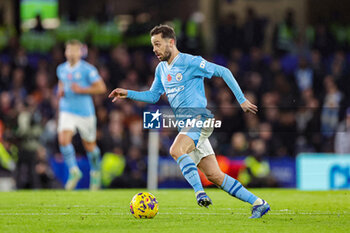 2023-11-13 - Bernardo Silva (20) of Manchester City during the English championship Premier League football match between Chelsea and Manchester City on 12 November 2023 at Stamford Bridge in London, England - FOOTBALL - ENGLISH CHAMP - CHELSEA V MANCHESTER CITY - ENGLISH PREMIER LEAGUE - SOCCER