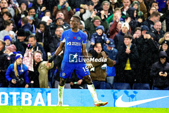 2023-11-13 - Nicolas Jackson (15) of Chelsea scores a goal and celebrates 3-3 during the English championship Premier League football match between Chelsea and Manchester City on 12 November 2023 at Stamford Bridge in London, England - FOOTBALL - ENGLISH CHAMP - CHELSEA V MANCHESTER CITY - ENGLISH PREMIER LEAGUE - SOCCER