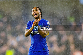 2023-11-13 - Raheem Sterling (7) of Chelsea at full time during the English championship Premier League football match between Chelsea and Manchester City on 12 November 2023 at Stamford Bridge in London, England - FOOTBALL - ENGLISH CHAMP - CHELSEA V MANCHESTER CITY - ENGLISH PREMIER LEAGUE - SOCCER