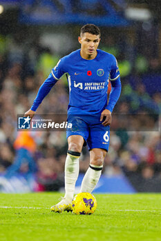 2023-11-13 - Thiago Silva (6) of Chelsea during the English championship Premier League football match between Chelsea and Manchester City on 12 November 2023 at Stamford Bridge in London, England - FOOTBALL - ENGLISH CHAMP - CHELSEA V MANCHESTER CITY - ENGLISH PREMIER LEAGUE - SOCCER