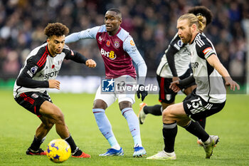 2023-11-12 - Aston Villa forward Moussa Diaby (19) during the English championship Premier League football match between Aston Villa and Fulham on 12 November 2023 at Villa Park in Birmingham, England - FOOTBALL - ENGLISH CHAMP - ASTON VILLA V FULHAM - ENGLISH PREMIER LEAGUE - SOCCER