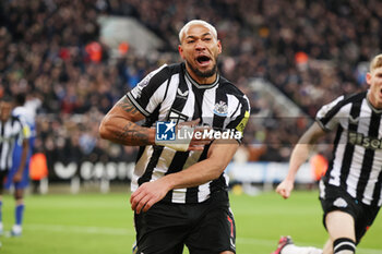 2023-11-25 - Joelinton of Newcastle celebrates his goal 3-1 during the English championship Premier League football match between Newcastle United and Chelsea on 25 November 2023 at St James's Park in Newcastle, England - FOOTBALL - ENGLISH CHAMP - NEWCASTLE V CHELSEA - ENGLISH PREMIER LEAGUE - SOCCER