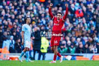 2023-11-25 - Liverpool defender Trent Alexander-Arnold (66) scores a goal and celebrates to make the score 1-1 during the English championship Premier League football match between Manchester City and Liverpool on 25 November 2023 at the Etihad Stadium in Manchester, England - FOOTBALL - ENGLISH CHAMP - MANCHESTER CITY V LIVERPOOL - ENGLISH PREMIER LEAGUE - SOCCER