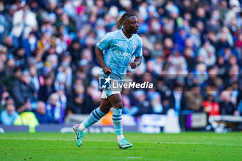 2023-11-25 - Manchester City forward Jeremy Doku during the English championship Premier League football match between Manchester City and Liverpool on 25 November 2023 at the Etihad Stadium in Manchester, England - FOOTBALL - ENGLISH CHAMP - MANCHESTER CITY V LIVERPOOL - ENGLISH PREMIER LEAGUE - SOCCER