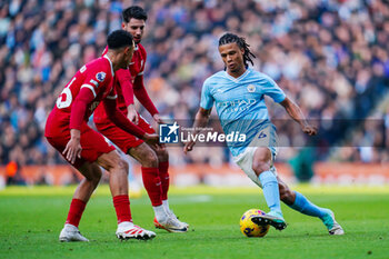 2023-11-25 - Manchester City defender Nathan Ake during the English championship Premier League football match between Manchester City and Liverpool on 25 November 2023 at the Etihad Stadium in Manchester, England - FOOTBALL - ENGLISH CHAMP - MANCHESTER CITY V LIVERPOOL - ENGLISH PREMIER LEAGUE - SOCCER