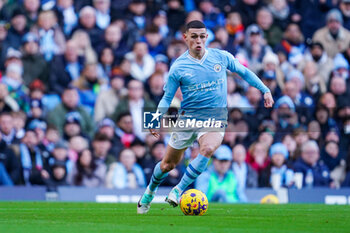 2023-11-25 - Manchester City midfielder Phil Foden during the English championship Premier League football match between Manchester City and Liverpool on 25 November 2023 at the Etihad Stadium in Manchester, England - FOOTBALL - ENGLISH CHAMP - MANCHESTER CITY V LIVERPOOL - ENGLISH PREMIER LEAGUE - SOCCER